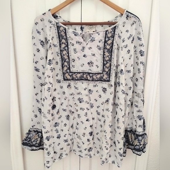 Floral Cottage Core Peasant blouse by St Johns Bay - Picture 6 of 10